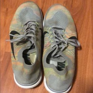 Sellining nike 4.0 size 11.5